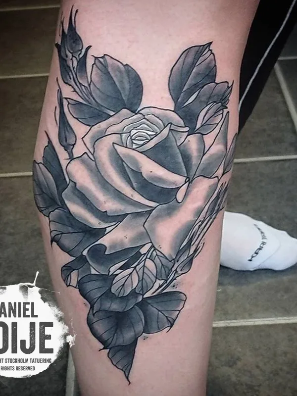 black and grey black and grey 纹身 在 calf #55651 | 纹身师 Stockholm Tatuering