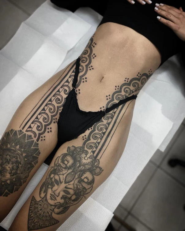 Blackwork Mandala, Face tattoo on Thigh