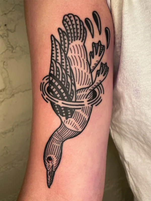 black blackwork tattoo auf forearm #55752 | Tätowierer Alisa Bugashova