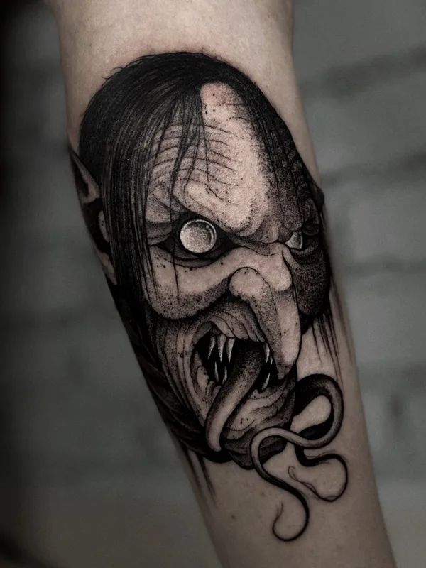 black and grey blackwork 纹身 在 forearm #55796 | 纹身师 Илья Васильев (everblack_ink)