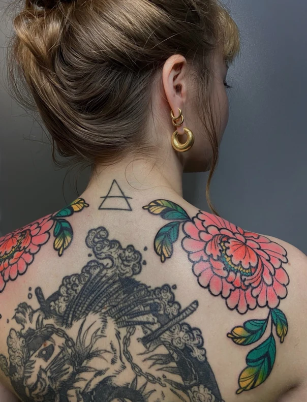 Japanese Flowers, Figure tattoo on Upper Back