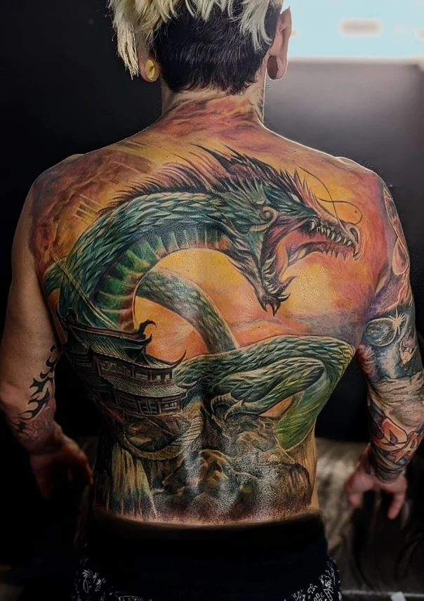 Японская Dragon, Landscape tattoo на Спина (полная)