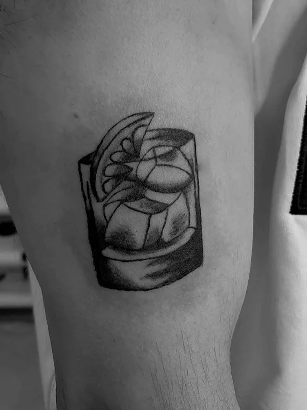 black and grey blackwork 타투 부위 forearm #71327 | 타투이스트 Влада Измайлова