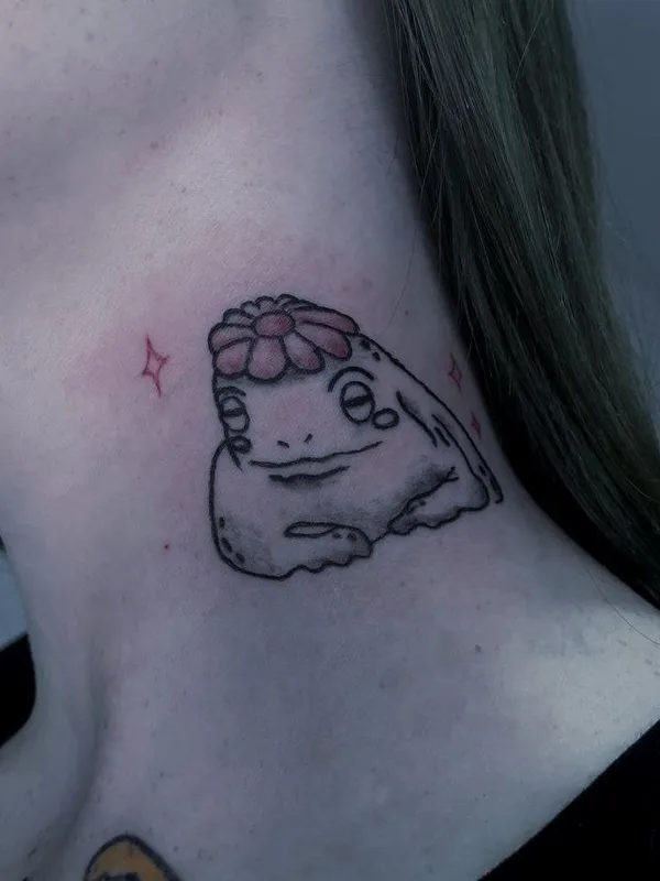 black and grey illustrative 타투 부위 back of neck #71323 | 타투이스트 Влада Измайлова