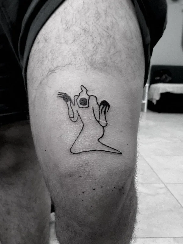 black and grey linework 타투 부위 thigh #71494 | 타투이스트 Влада Измайлова