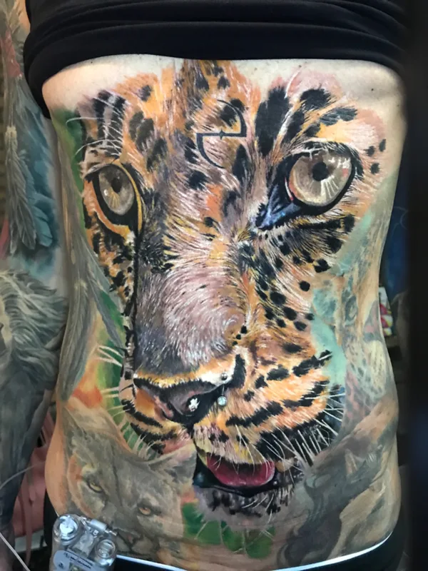 color realism tatuaje en stomach #71817 | Tatuador Timofey Nikulshyn 