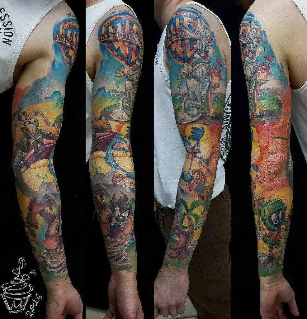 Daria Pirojenko tatuagem | Дарья Пироженко татуировки