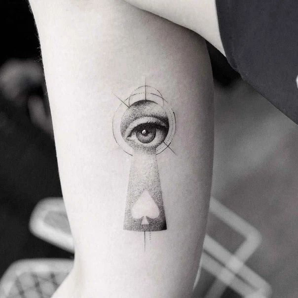 Dotwork Eye, Keyhole tattoo on Outer Arm