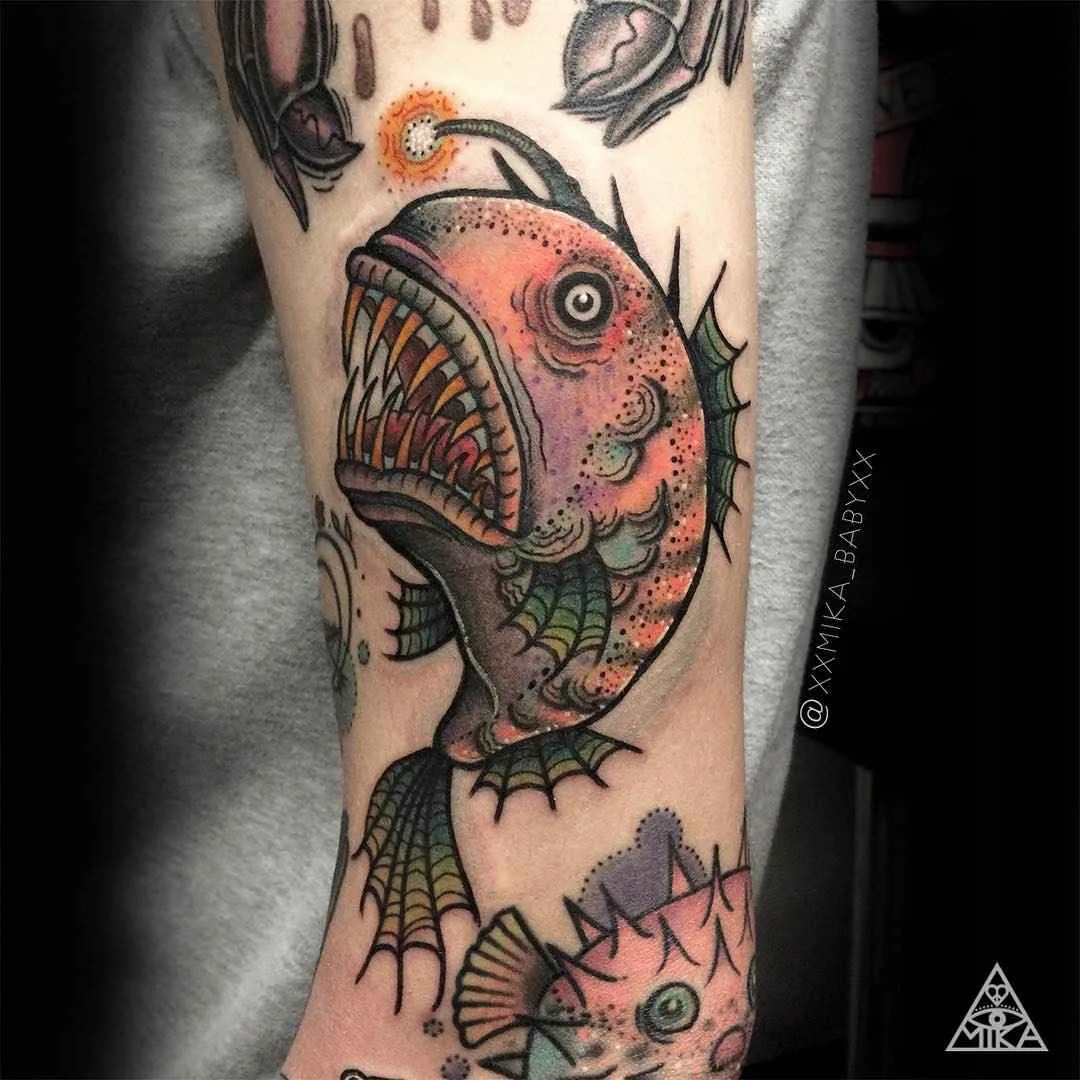 Tatuatore XXMIKA BABYXX tattoo colore astratto nuovo school | Tattoo artist XXMIKA BABYXX color abstract new school tattoo
