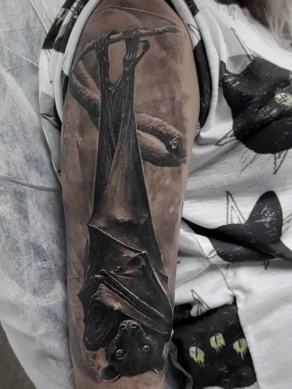 black and grey realism 纹身 在 upper arm #11687 | 纹身师 Led Coult
