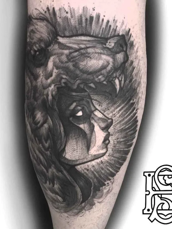 female black and grey black and grey Tatuaggio su forearm #11873 | Tatuatore Eddie Stacey