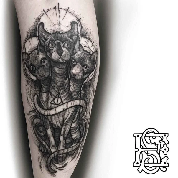 Blackwork Cat, Geometric tattoo on Forearm
