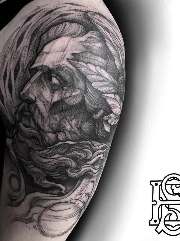 black and grey black and grey Tatuaggio su shoulder #11872 | Tatuatore Eddie Stacey