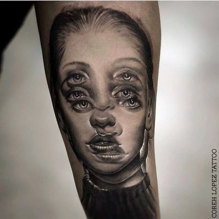 Tatuagem artista Coreh Lopez, retrato preto e cinza tatuagem realista, surrealismo | Espanha