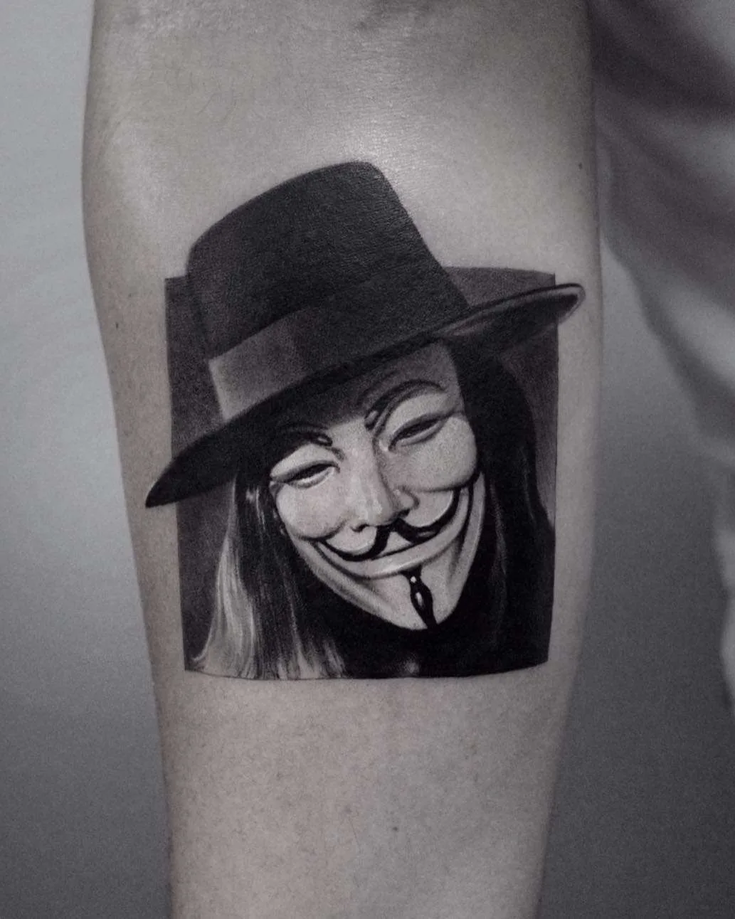 Tattoo artist Cold Gray, black&grey realistic tattoo | USA