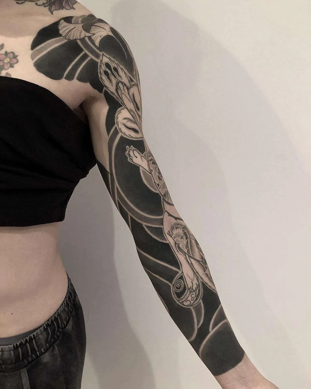 Tattoo artist Lupo HoriOkami, black and grey oriental japanese traditional tattoo | Italy