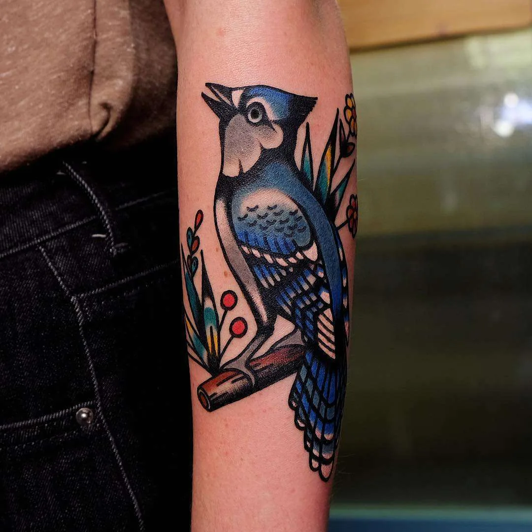 Tattoo artist Electric Martina, color traditional old school tattoo | Sweden