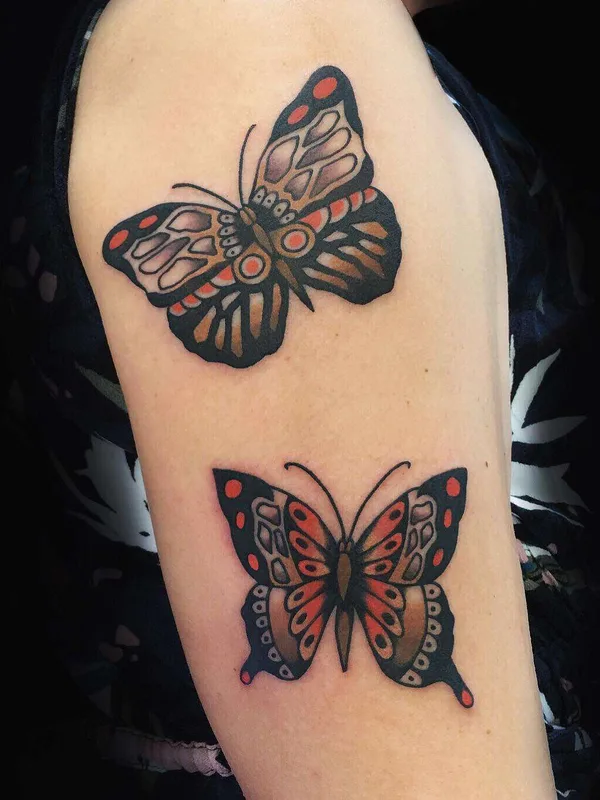 color traditional Tatuagem em upper arm #22614 | Tatuador Chingy Fringe