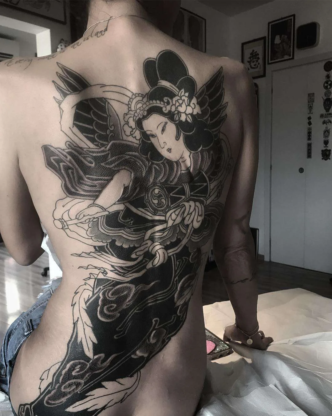 Tattoo artist Lupo HoriOkami, black and grey oriental japanese traditional tattoo | Italy