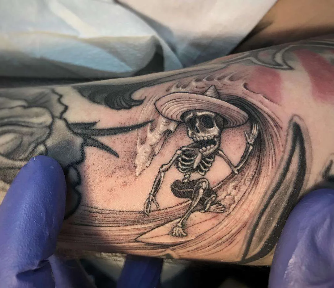 Tatuador Ben Grillo, estilo de autor black&grey surrealistic realism tattoo | USA