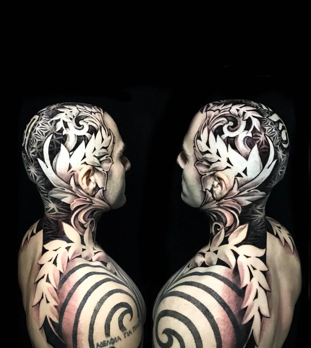 Artista de tatuagem John Del-Pinto, tatuagem ornamental de contraste preto | Bournemouth, Reino Unido