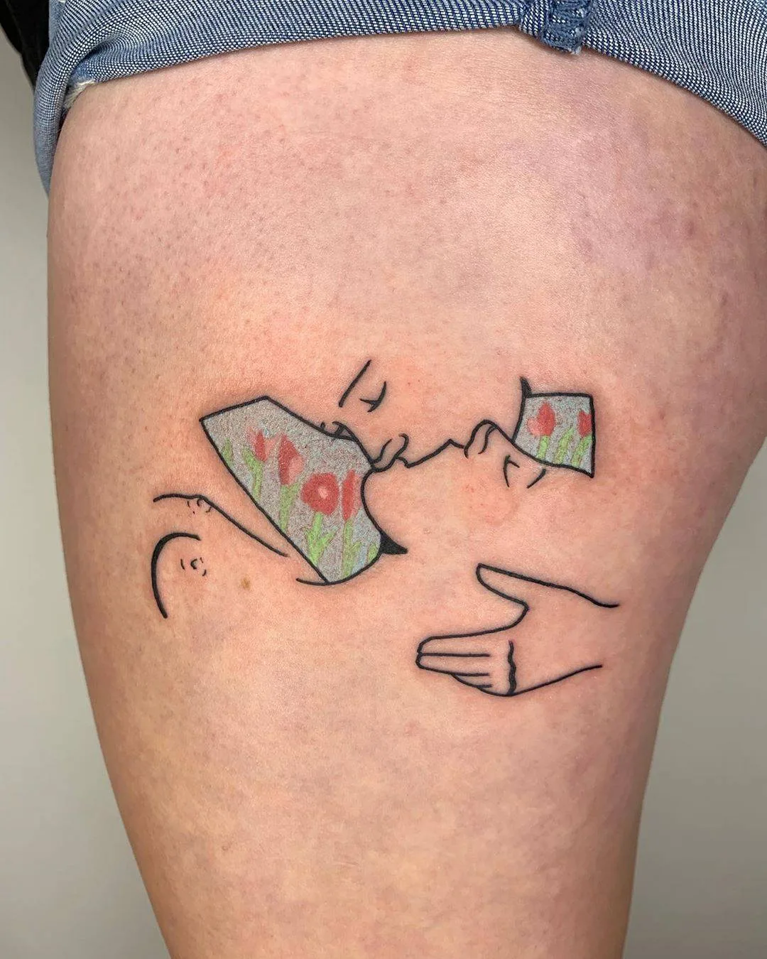 Tattoo artist Brit Abad, color and black minimalistic tattoo | Portland, USA