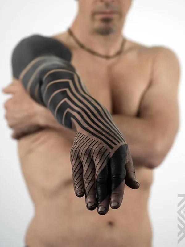male black blackwork Tatuagem em full sleeve #31801 | Tatuador ROXX