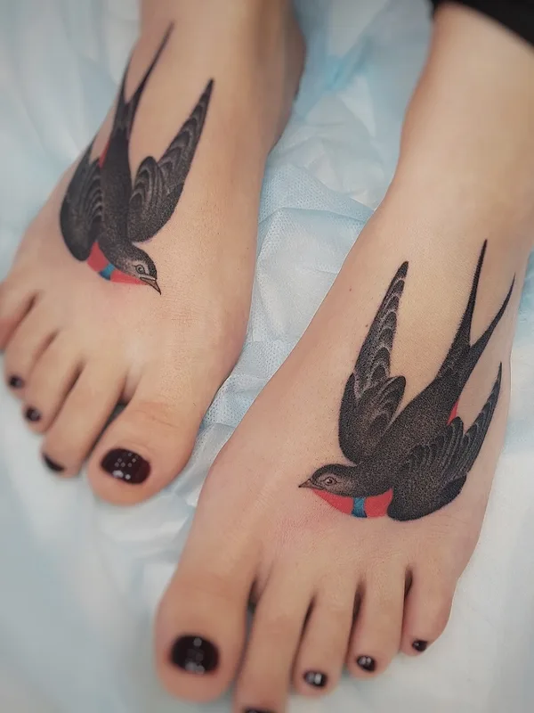 female color traditional татуировка на foot #31876 | Тату мастер Егор Вавилов