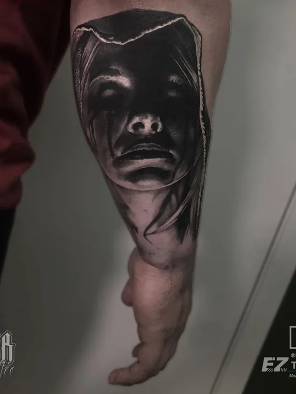 black and grey black and grey 纹身 在 forearm #36938 | 纹身师 Тимур Юзар