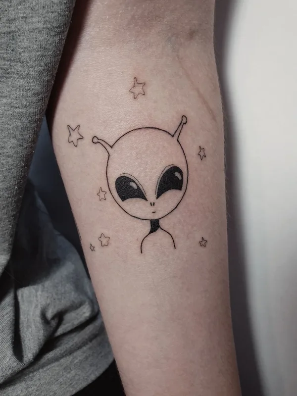 black linework 纹身 在 forearm #41162 | 纹身师 Забелина Анастасия