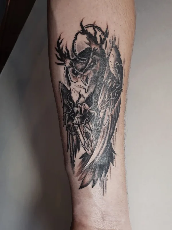 black and grey black and grey 纹身 在 forearm #41169 | 纹身师 Забелина Анастасия