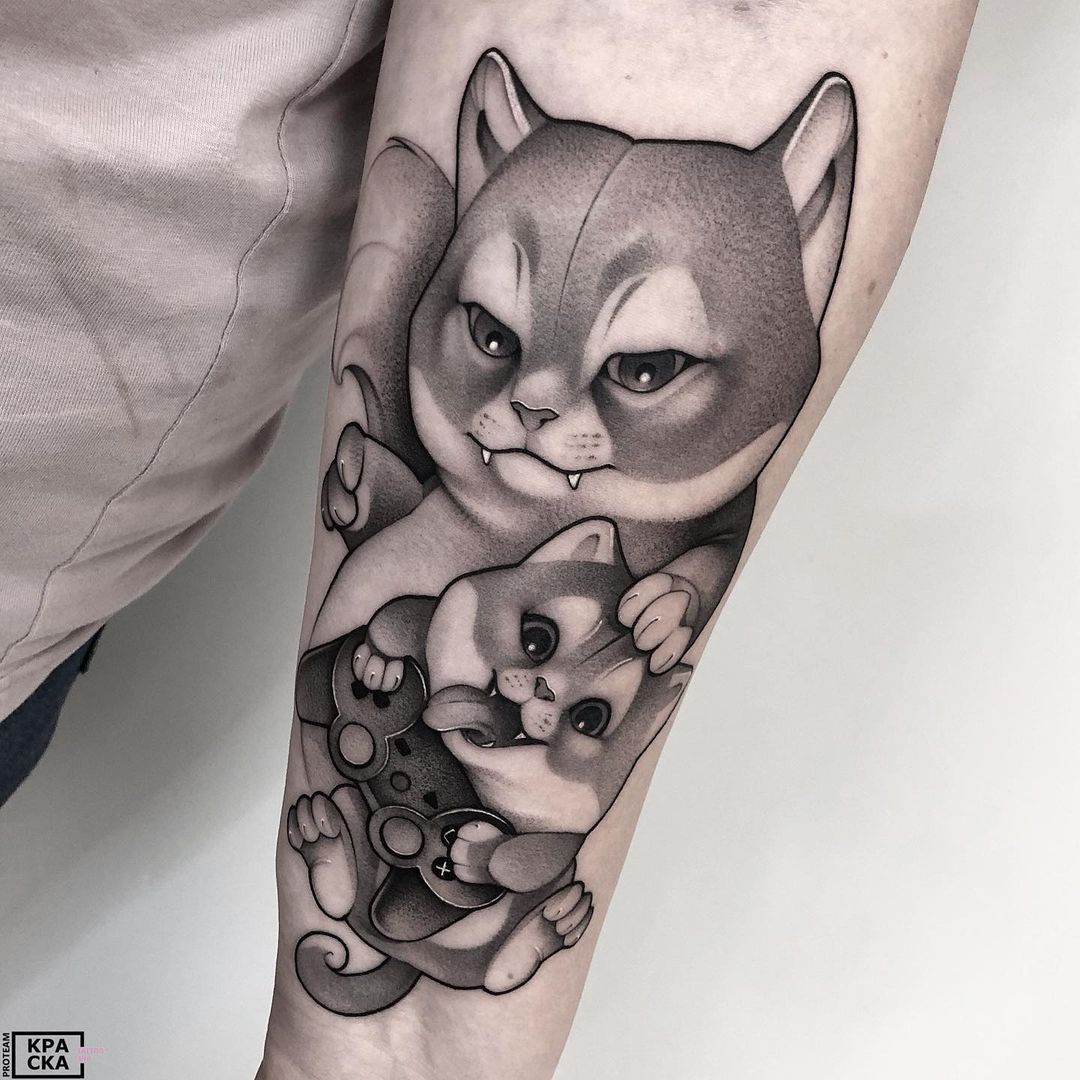 My cat half dead - mr. Meatball. i got this one about 1 year ago when i was  living in California. Made by sinprisass at black diamond tattoo - LA : r/ tattoos