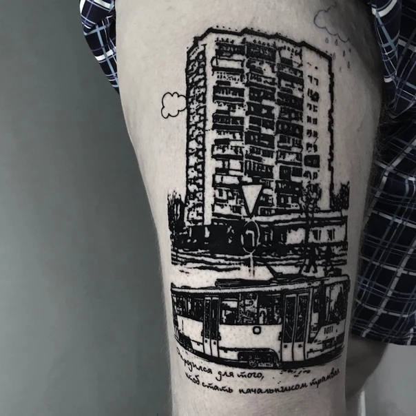 Скетч / Набросочная Building, Tram tattoo на Thigh