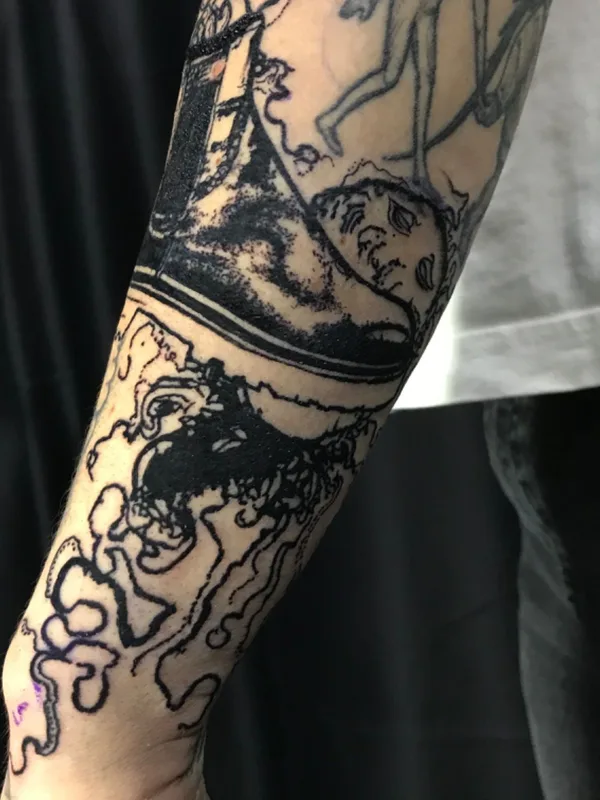 black sketch tattoo auf forearm #41671 | Tätowierer Евгений Пилягин
