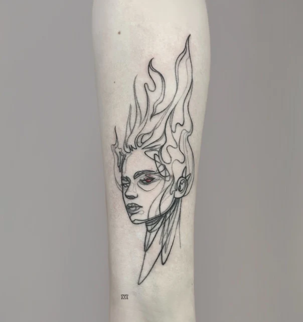 Файнлайн Portrait, Fire tattoo на Предплечье