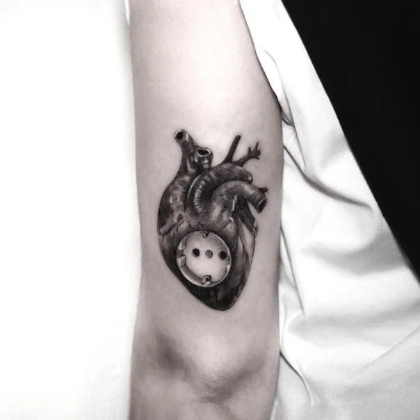 Realism Heart, Socket tattoo on Forearm