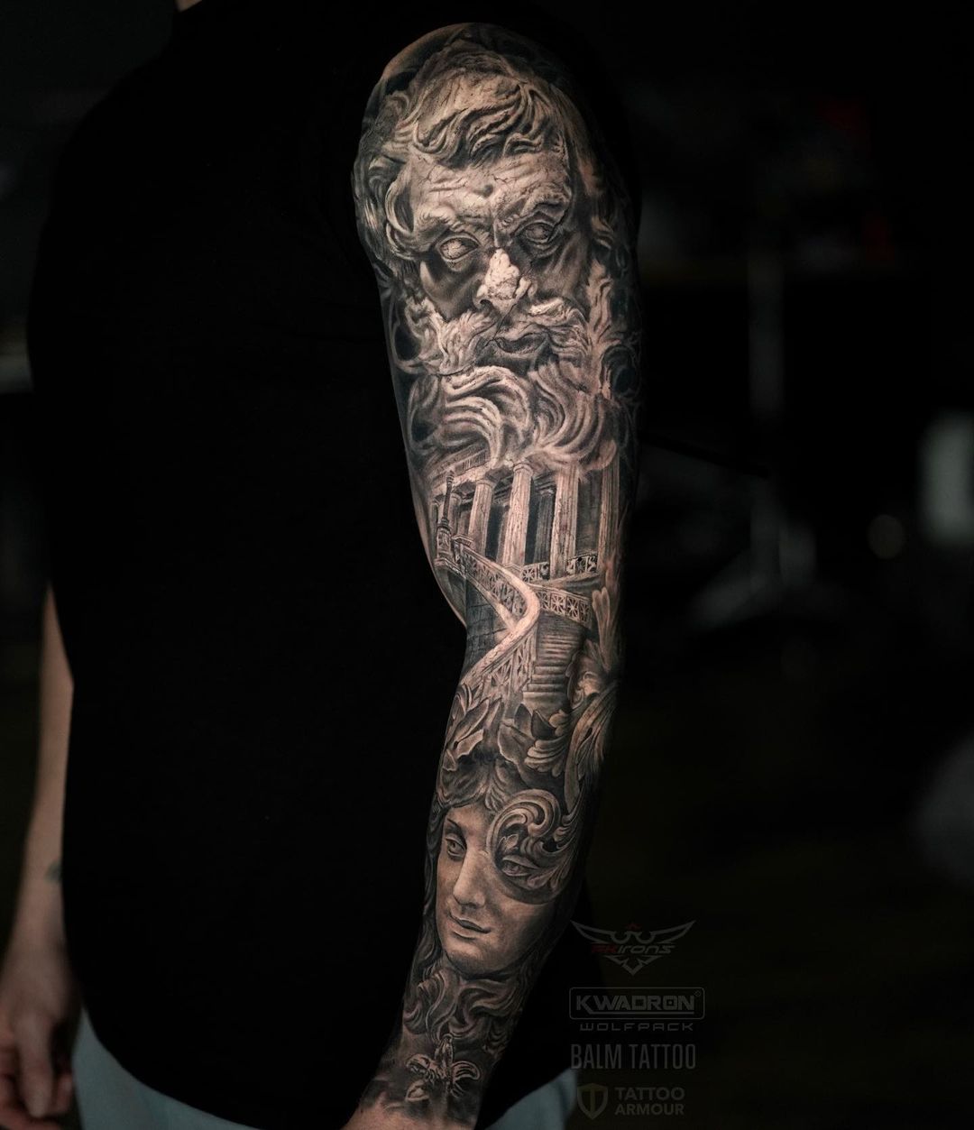 Tattoo artist Yesy Tattoo | Houston, USA | iNKPPL