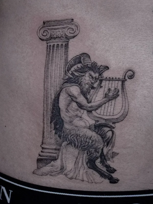 black and grey black and grey tattoo auf hip #56266 | Tätowierer Felix Graph Tattoo
