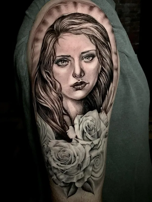 female black and grey realism татуировка на upper arm #56606 | Тату мастер Mitchell Lee
