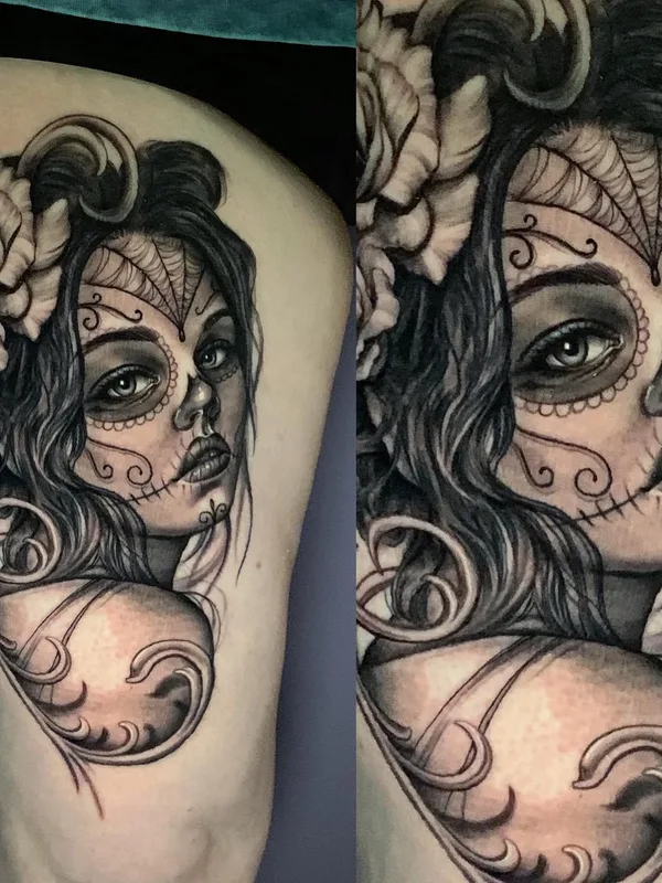 female black and grey black and grey татуировка на thigh #56614 | Тату мастер Mitchell Lee