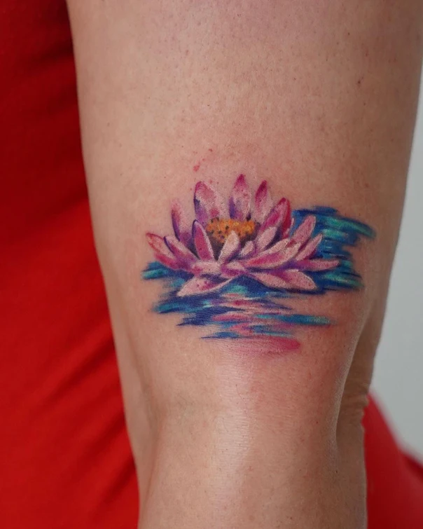 Watercolor Lotus, Water tattoo on Thigh