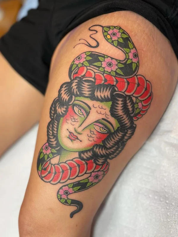 female color neo traditional татуировка на thigh #56894 | Тату мастер Katie McGowan