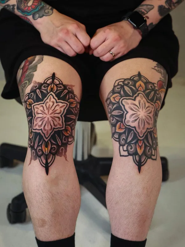 color ornamental tattoo on knee #56944 | Tattoo Artist Kiwa