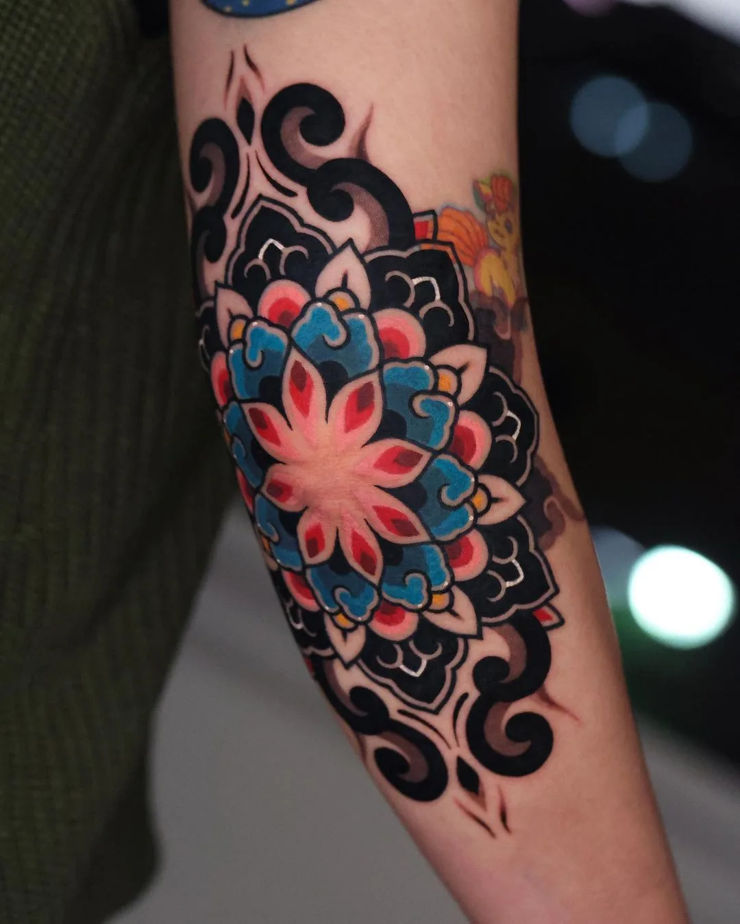 Tatuaggio mandala in Dancheong da Kiwa