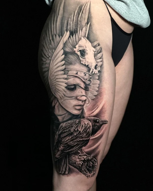 Realism Woman, Raven tattoo on Thigh