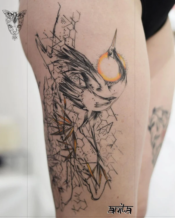 Sketch Bird, Geometric tattoo on Thigh