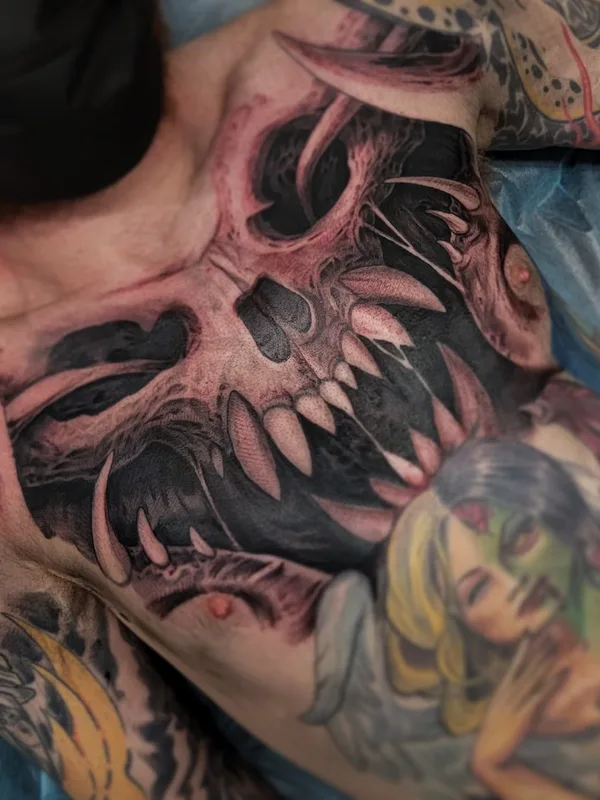 male black and grey dark tatuaje en chest #57255 | Tatuador Halo Grey