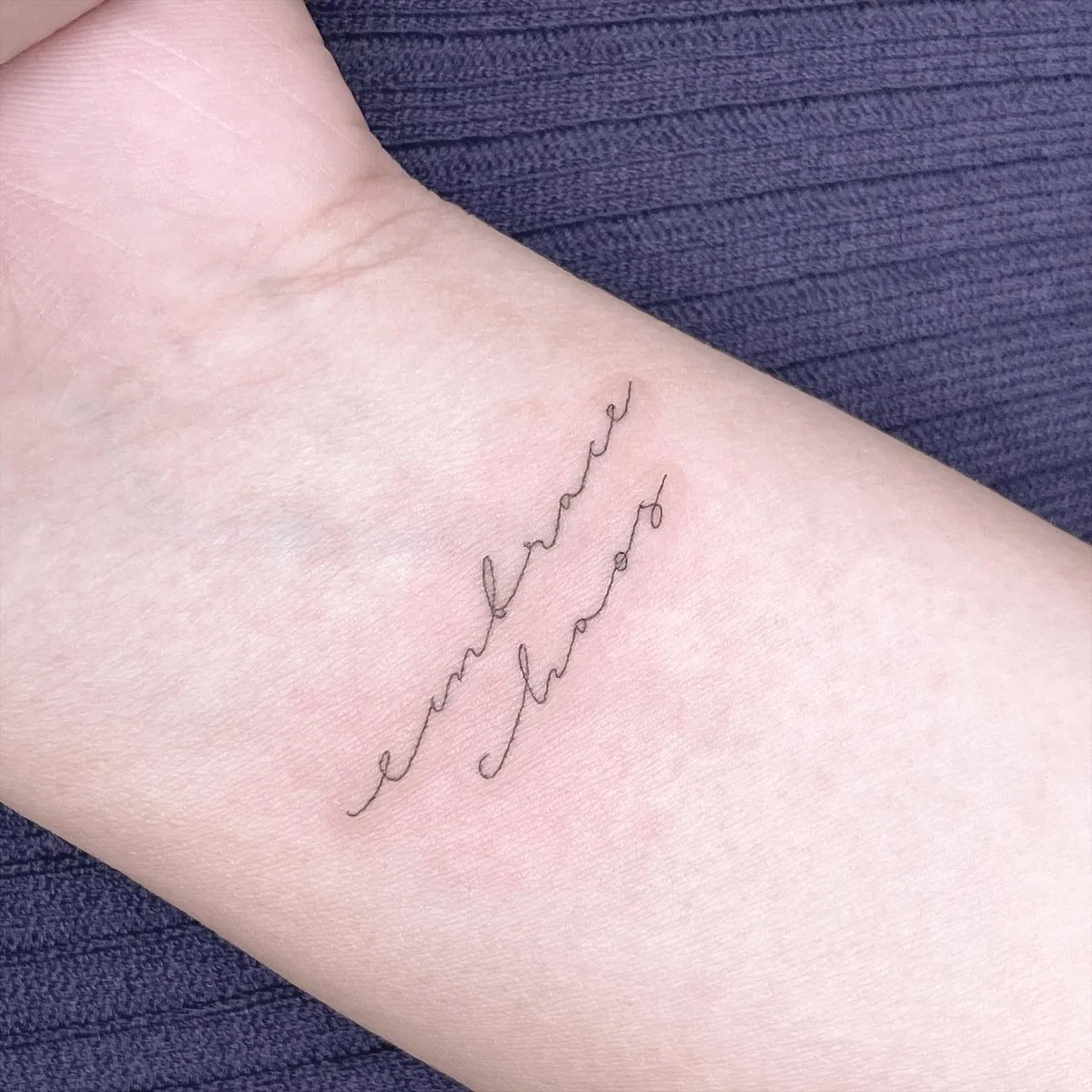 one line minimalistic tattoo by Sop Lee
