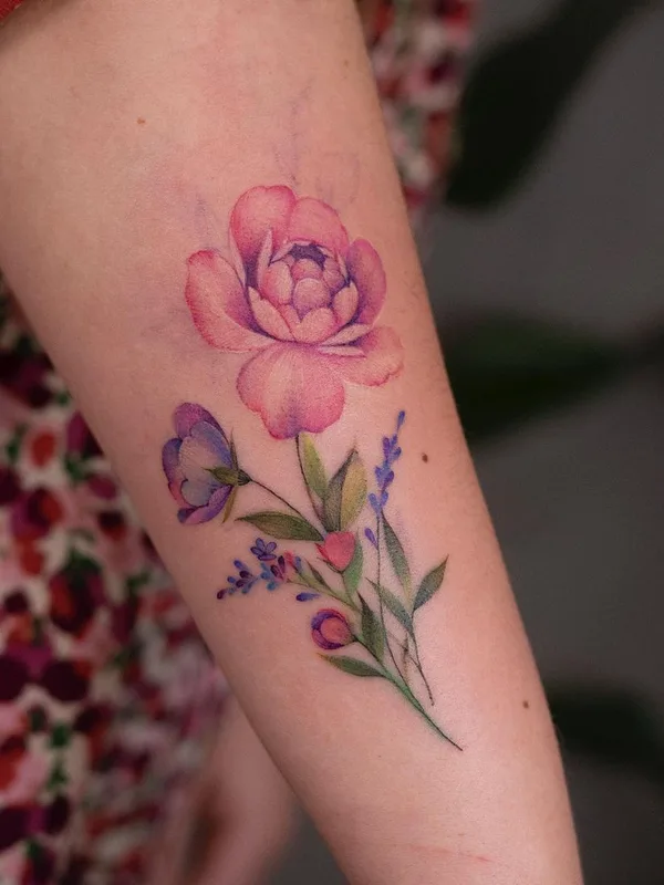 female color watercolor Tatuaggio su forearm #57636 | Tatuatore Anna Botyk