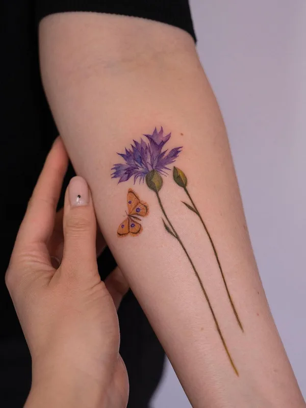 female color botanic Tatuaggio su forearm #57634 | Tatuatore Anna Botyk